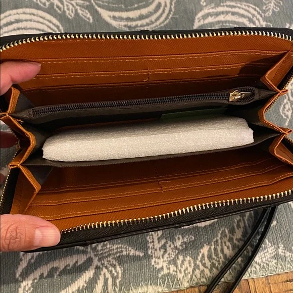 Black Bag Bundle -3 bags NWOT - Picture 3 of 13